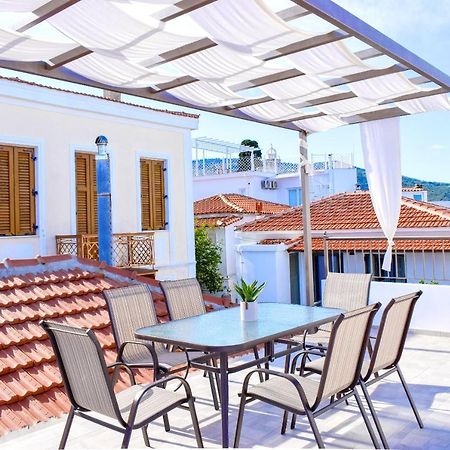 La Maison Plakes Rooftop Apt Città di Skiathos Esterno foto