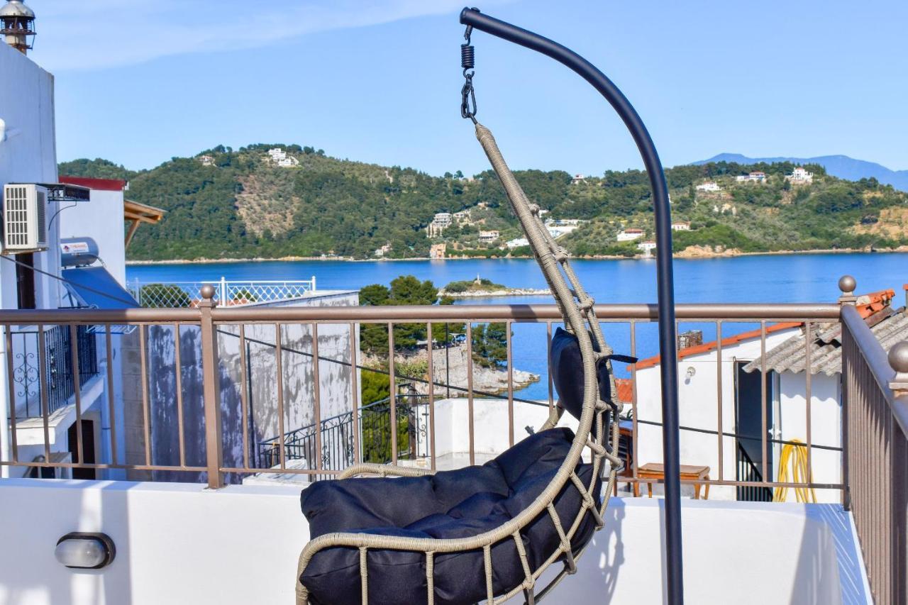 La Maison Plakes Rooftop Apt Città di Skiathos Esterno foto